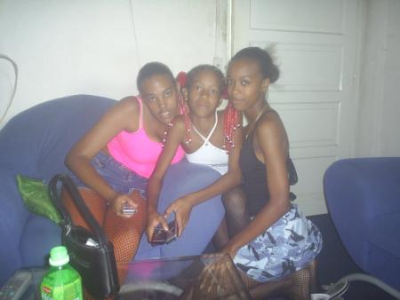$exy M@dinin@,Mi$$ L@tif@ fe@t DeeDee-972