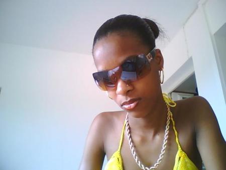 Sexy DeeDee